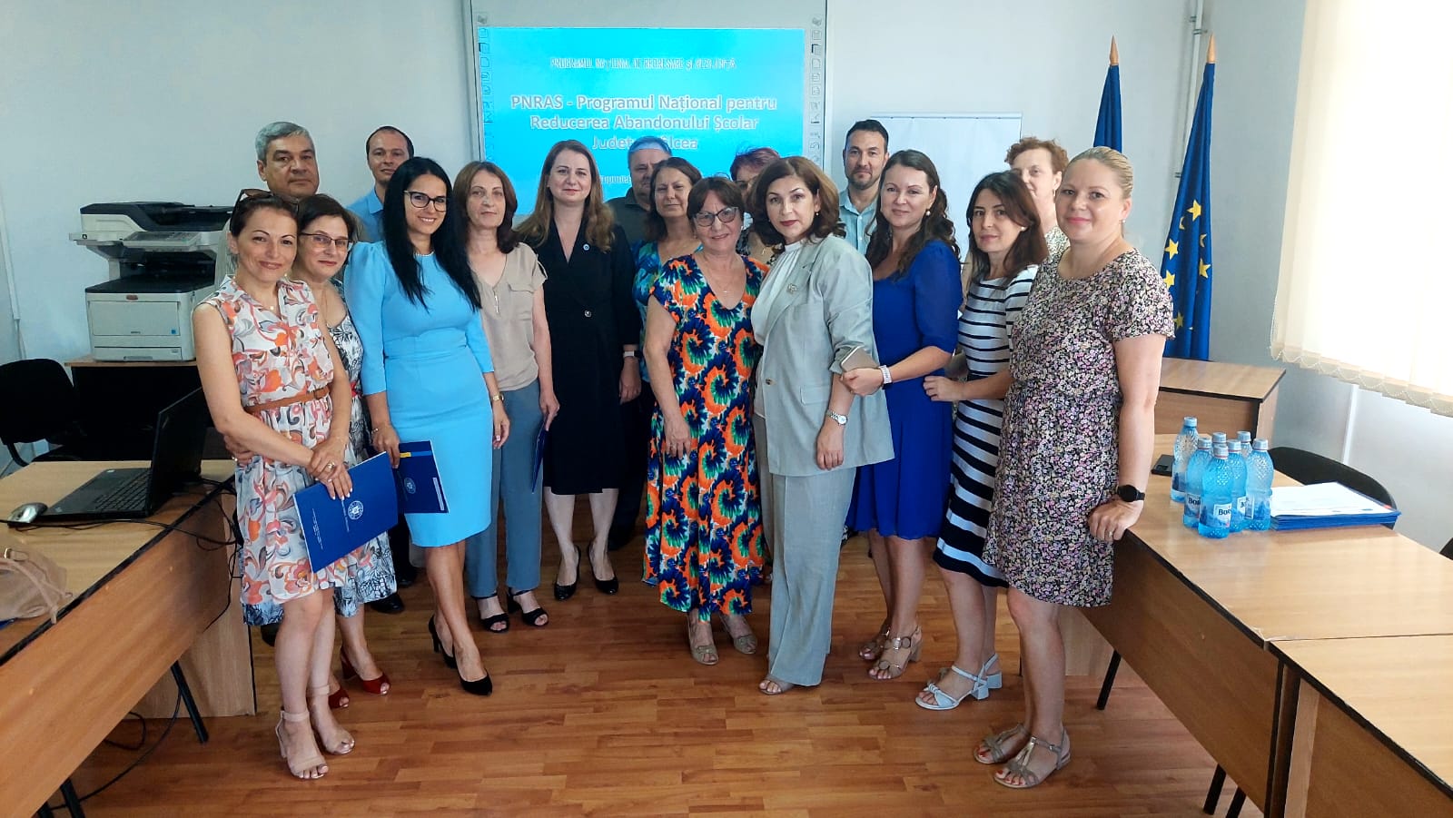 Ministrul Educației, Ligia Deca, în vizită la Vâlcea: „Am semnat 9 contracte de finanțare pentru reducerea abandonului școlar”