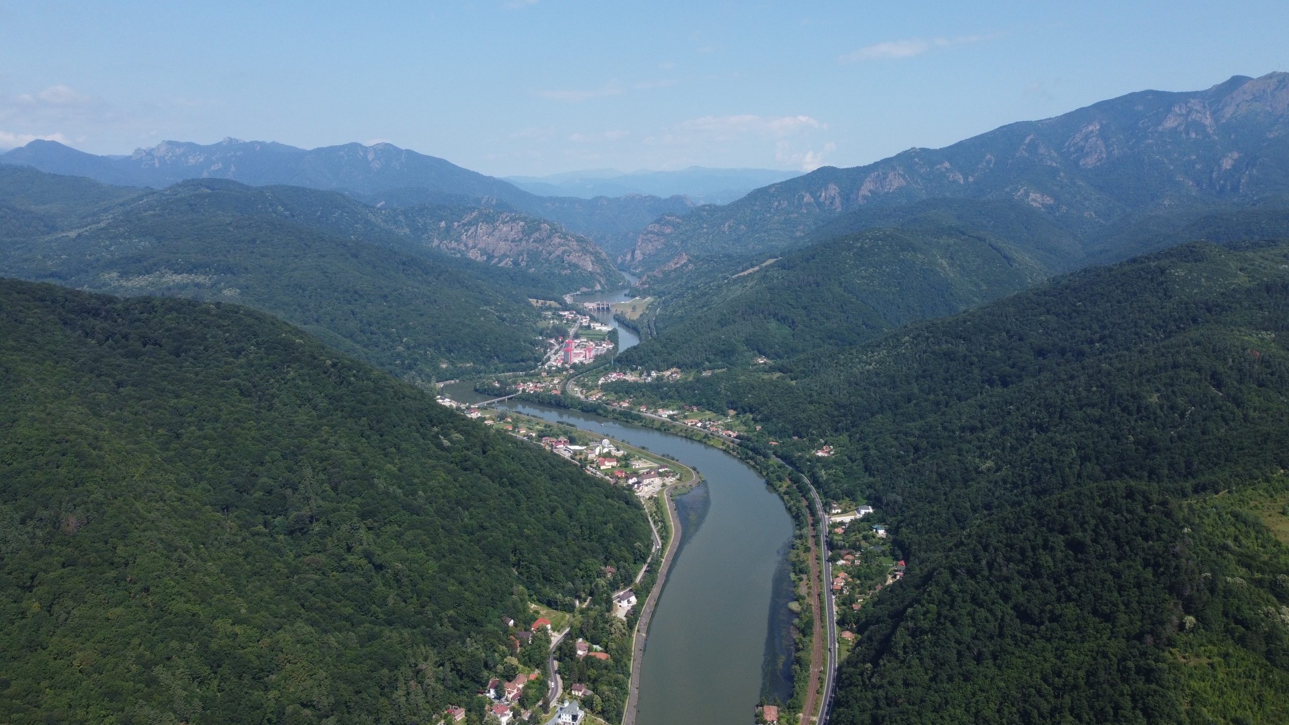 Foto Gamela / Ionuț Pădurețu / Vâlcea, Valea Oltului